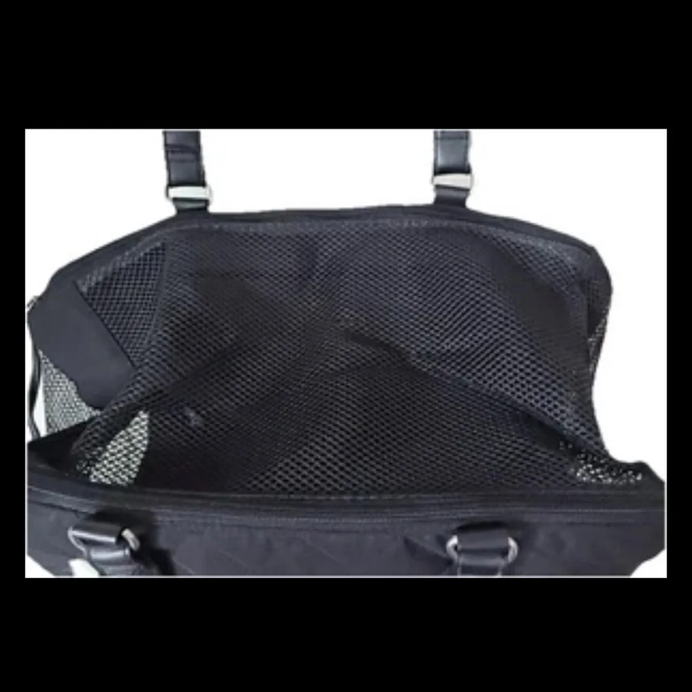 Travel Black Soft Sided Pet Dog/Animal Carrier Bag Scottish Terrier On One Side